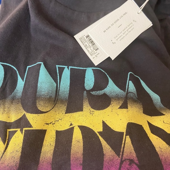 Pura Vida Tee - Picture 4 of 4